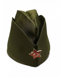 Пилотка с советской звездой