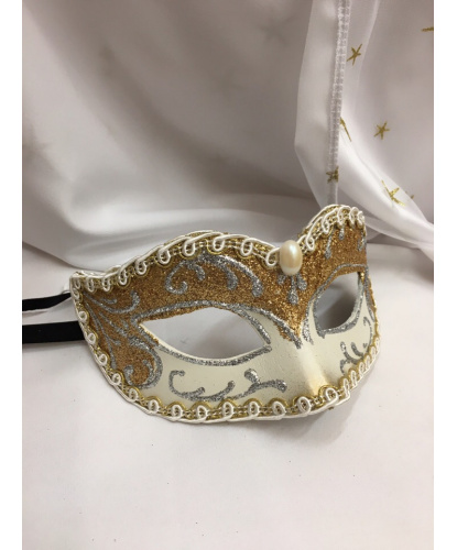 Венецианская маска в светлых тонах, папье-маше, стразы, блестки, тесьма (Италия)