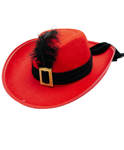 Красная мушкетерская шляпа (Испания)
