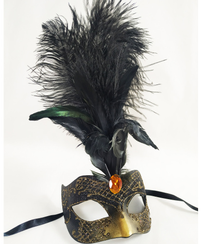 Венецианская маска с перьями, черная с золотым, перья, папье-маше, блестки (Италия)