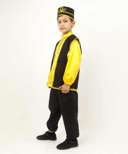 Татарский народный костюм для мальчика: рубаха, штаны, жилет, головной убор (Россия)