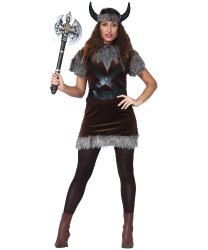 Женский костюм викинга