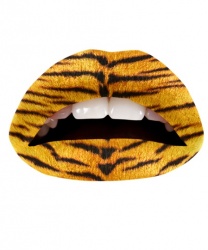 Наклейка на губы "The tiger"