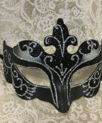 Карнавальная маска с блестками (черная с серебром)