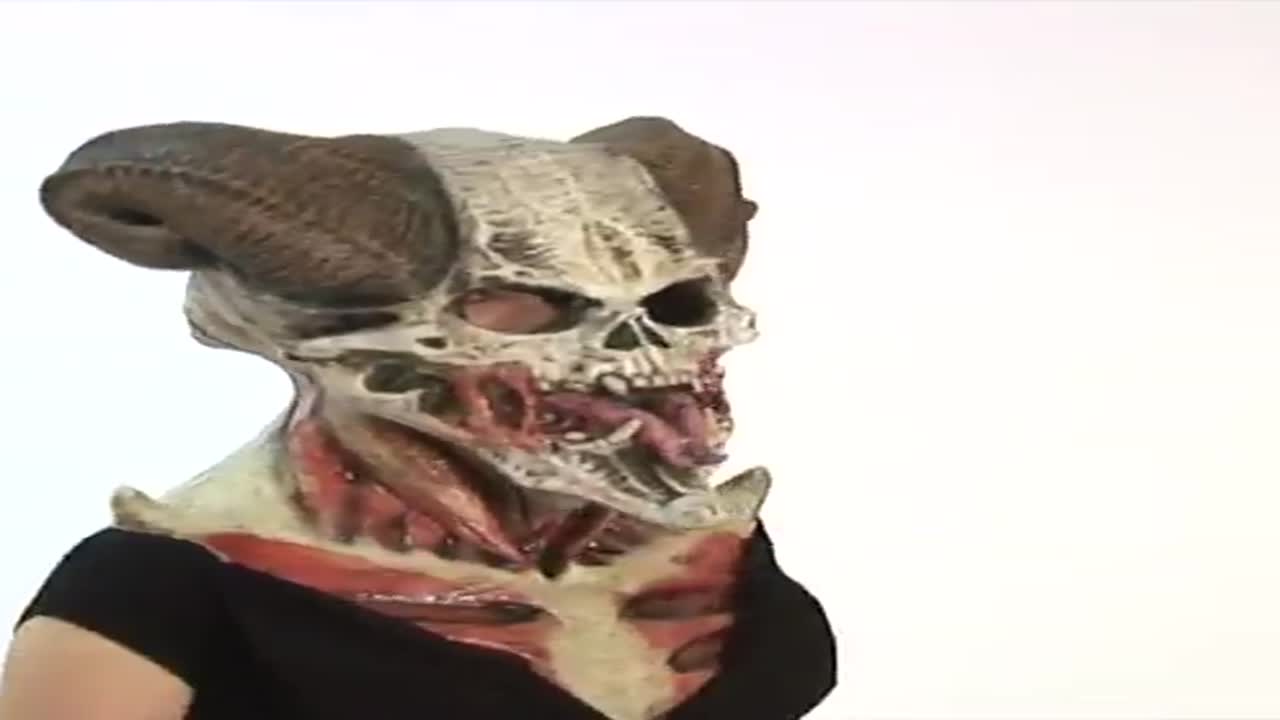 Латексная маска "Дьявол" с большими рогами